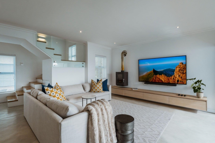 To Let 3 Bedroom Property for Rent in Big Bay Western Cape